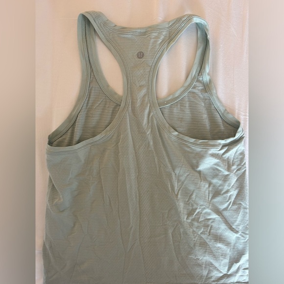 Lululemon Swiftly Tech Racerback Tank Top 2.0 *Race Length - Picture 3 of 3